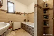 Vilă superbă la sol de vânzare in Zadareni Comision 0 