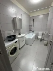 Apartament 1 camera, decomandat, parcare, zona Terra