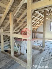 Casa la Cheie, 4 Camere Decomandat, Lumina