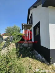 Casa la Cheie, 4 Camere Decomandat, Lumina