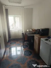 Apartament 2 camere decomandat Plopilor 
