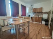 Apartament 4 camere, pe 2 niveluri, Sanmartin. 