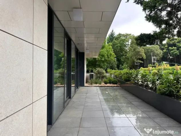 Apartament Aviatorilor l Terasa si gradina 133 mp