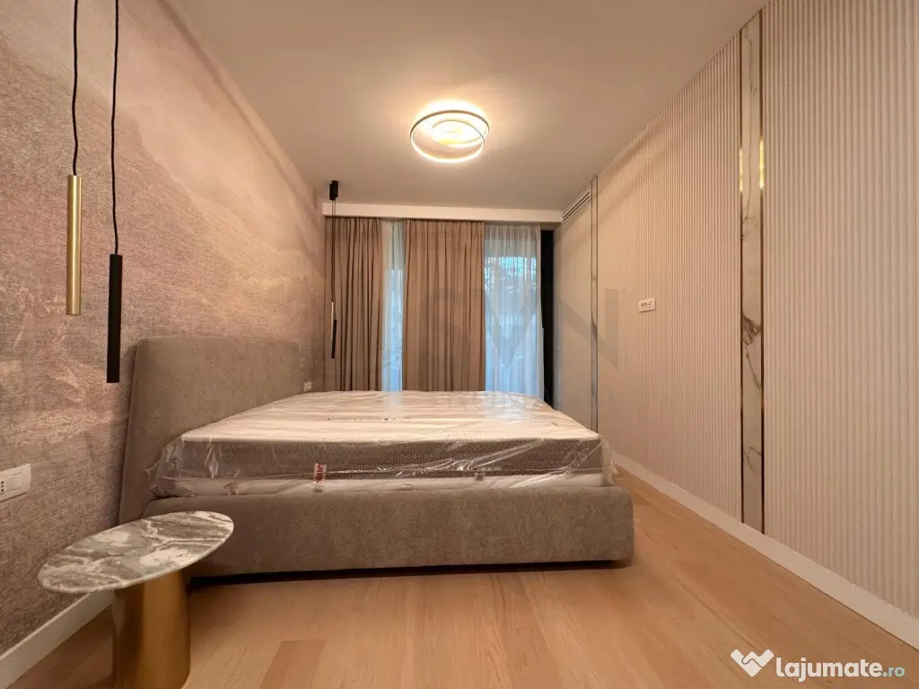 Apartament Aviatorilor l Terasa si gradina 133 mp