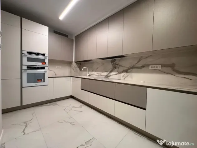 Apartament Aviatorilor l Terasa si gradina 133 mp