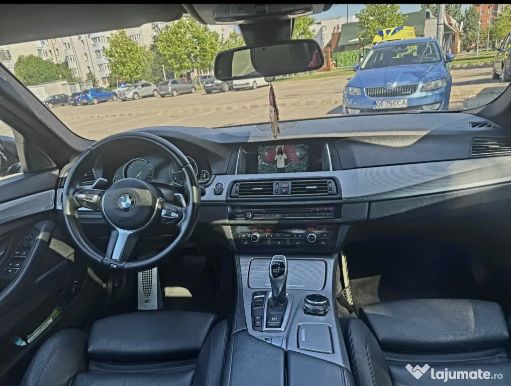 BMW Seria 5 (F10) 520xd xDrive
