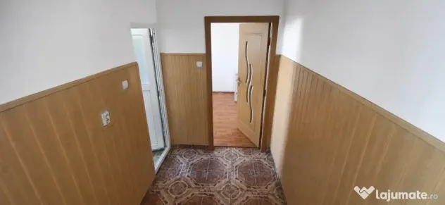 Apartament 2 camere 42 mp, zona Bals