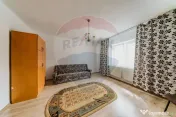 Casă cu doua camere de închiriat în zona Parneava 