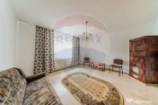 Casă cu doua camere de închiriat în zona Parneava 