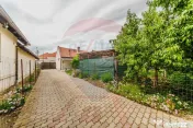 Casă cu doua camere de închiriat în zona Parneava 