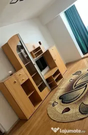 De inchiriat apartament cu 2 camere, etaj 1, zona Neacsu,...