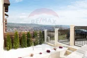 Casă de inchiriat cu piscina, Gruia