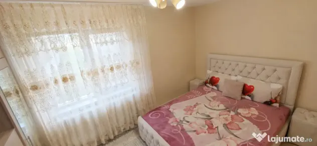 Apartament 2 camere, 34 mp, zona monument Bals