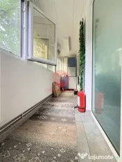 Apartament 3 Camere Decomandat cu Loc de Parcare #537;i Boxa 