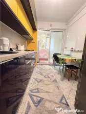Apartament 3 Camere Decomandat cu Loc de Parcare #537;i Boxa 