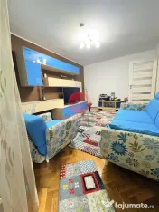 Apartament 3 Camere Decomandat cu Loc de Parcare #537;i Boxa 