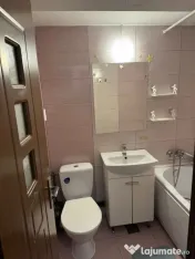 Apartament 1 camera D, in Podul de Fier,