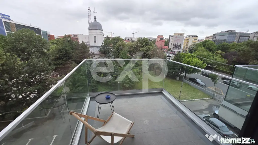 Apartament de vanzare -2 camere- mobilat-garaj- One Herastra
