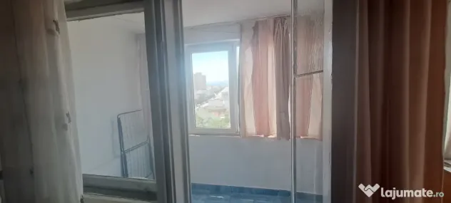 Garsoniera de închiriat