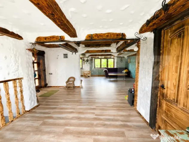 PROPRIETATE RARĂ, 125mp utili, 2.000 mp teren, priveliste p