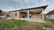 Individuală la roșu, un singur nivel, 5 camere | teren gen 