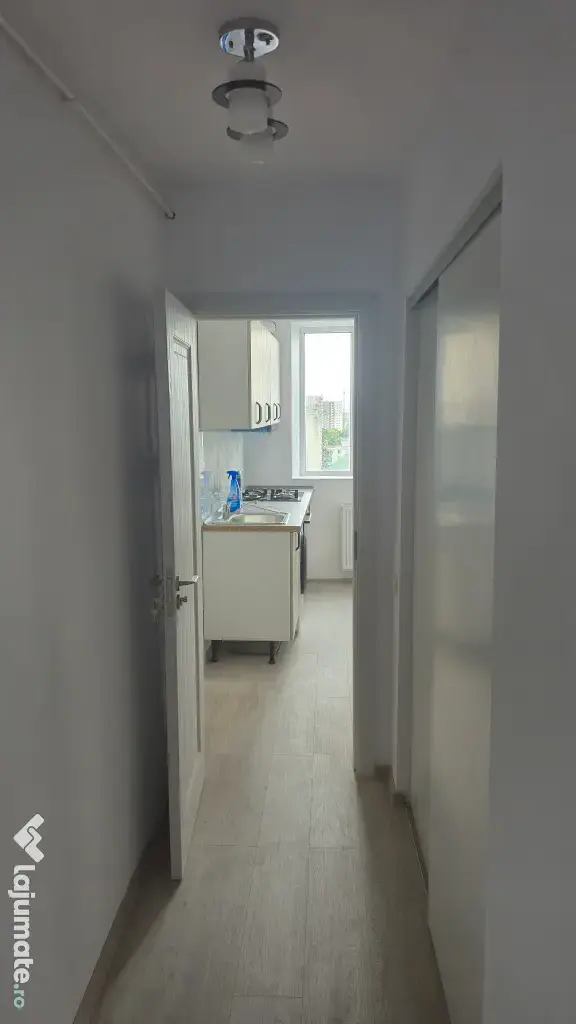 Apartament 2 camere 5min. metrou Raul Doamnei