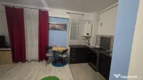 închiriez garsonieră