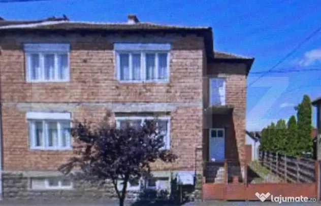 Casă de vânzare ,237mp,zona Barițiu Satu Mare