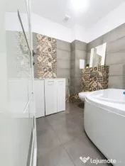 Apartament de vânzare, zona Pârneava 