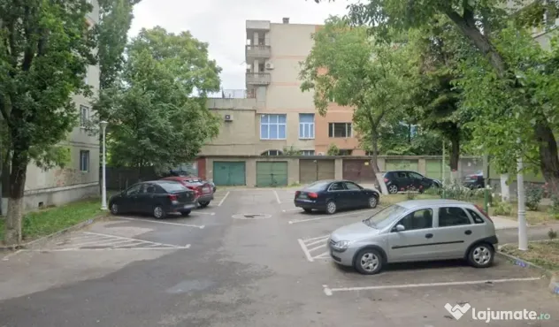 Garaj cu CF, 20 mp, Piata Bucuresti. 12 500 E (neg). Comi...