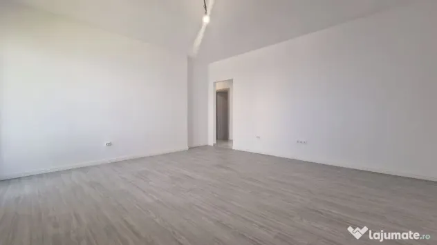 METROU PACII 2 CAMERE CU GRADINA DE 150 mp COMISION 0%