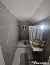 Vand apartament 4 camere central