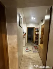 Apartament 2 camere, decomandat - zona Astra 