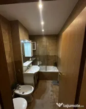 Apartament 2 camere, decomandat - zona Astra 