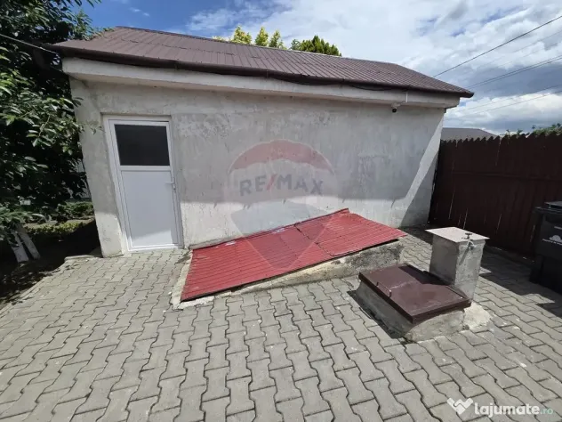 Casa 4 camere Central