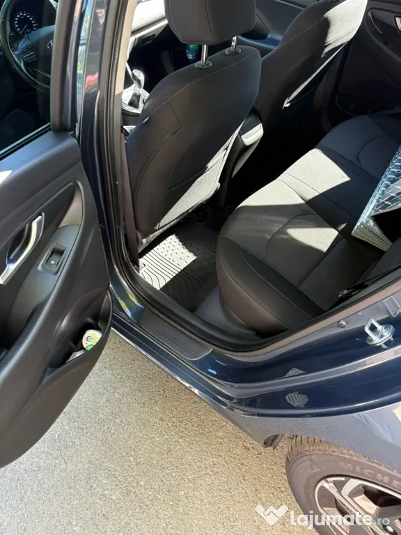 Hyundai i30 Highway 2022- 1.5 DPi 110 CP - 45000 km
