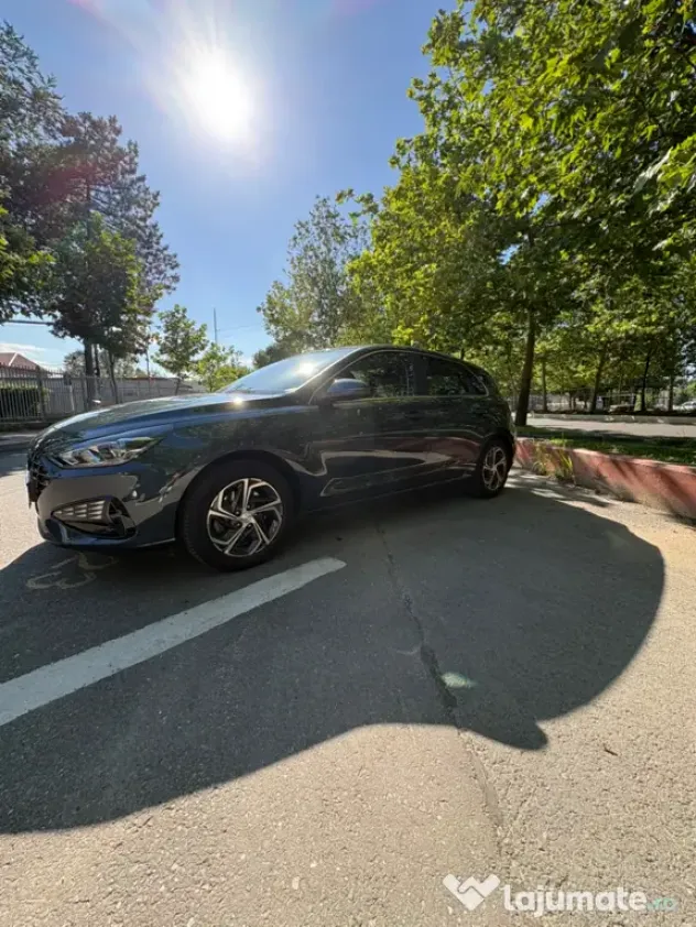 Hyundai i30 Highway 2022- 1.5 DPi 110 CP - 45000 km
