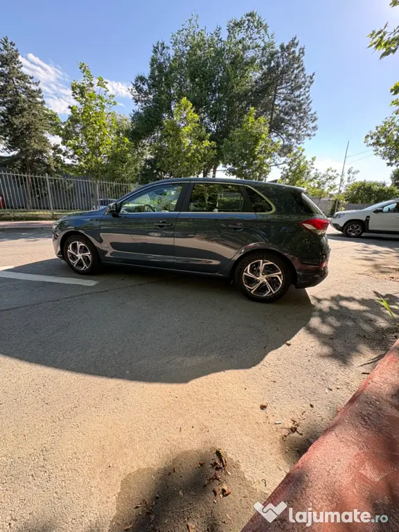 Hyundai i30 Highway 2022- 1.5 DPi 110 CP - 45000 km