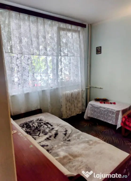 Apartament 2 camere semidecomandat Galați Micro 19