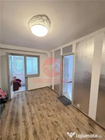 Apartament 3 Camere, Semidecomandat, Zona Piata Amzacea, Eta