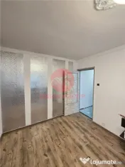 Apartament 3 Camere, Semidecomandat, Zona Piata Amzacea, Eta