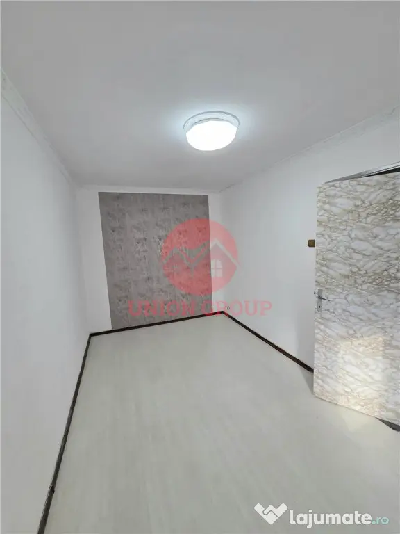 Apartament 3 Camere, Semidecomandat, Zona Piata Amzacea, Eta