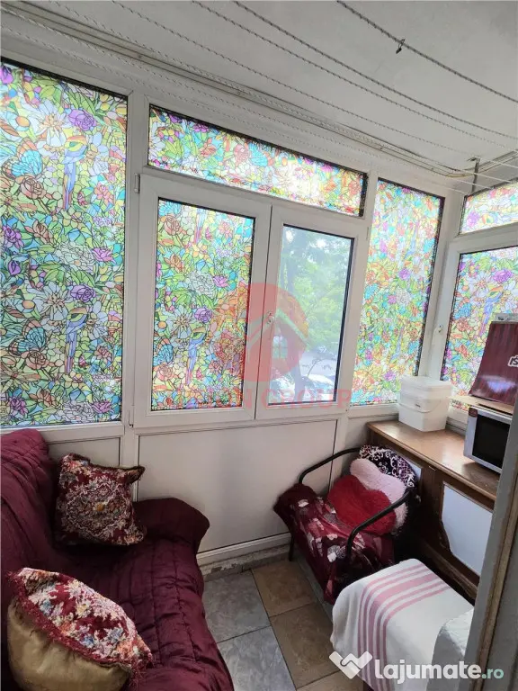 Apartament 3 Camere, Semidecomandat, Zona Piata Amzacea, Eta