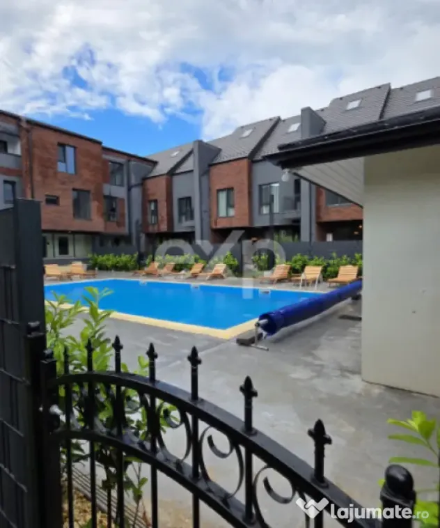 Tunari -3 dormitoare | 4 băi | 2 livinguri | terasă+piscin