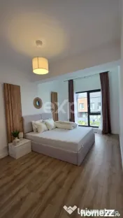 Tunari -3 dormitoare | 4 băi | 2 livinguri | terasă+piscin 