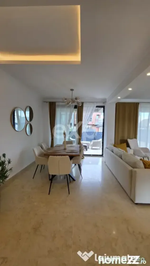 Tunari -3 dormitoare | 4 băi | 2 livinguri | terasă+piscin