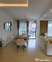 Tunari -3 dormitoare | 4 băi | 2 livinguri | terasă+piscin