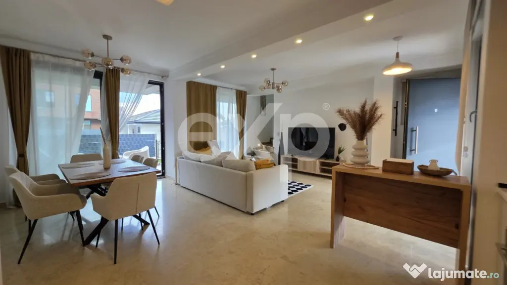 Tunari -3 dormitoare | 4 băi | 2 livinguri | terasă+piscin