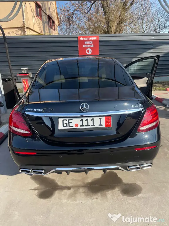 Vând Mercedes e 220 D motor 2.l