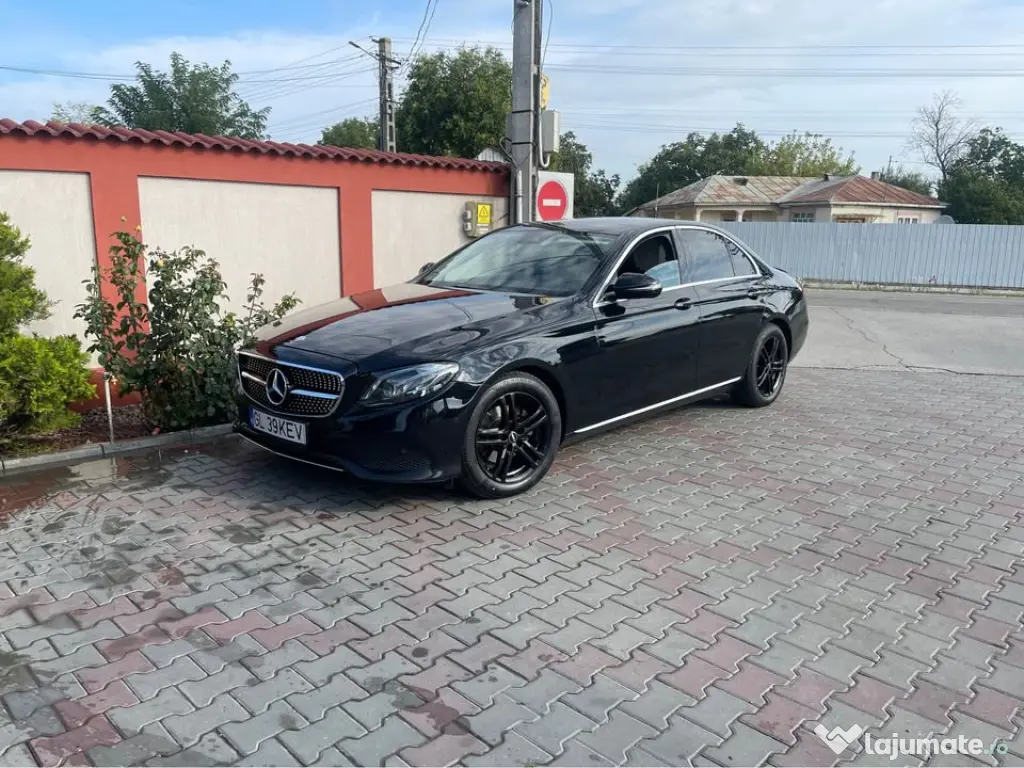 Vând Mercedes e 220 D motor 2.l